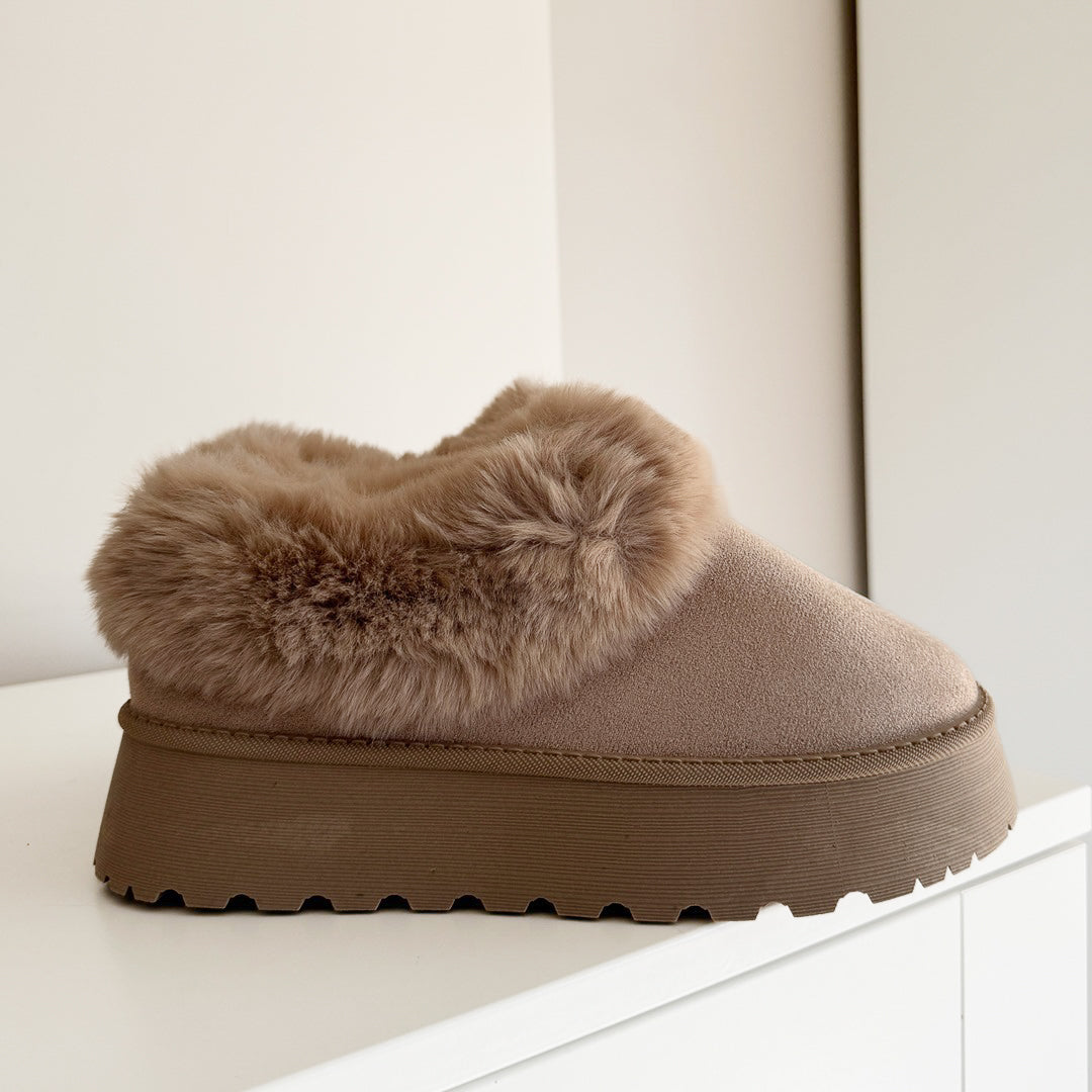 Nordic Fluffy Lined Platform Slippers