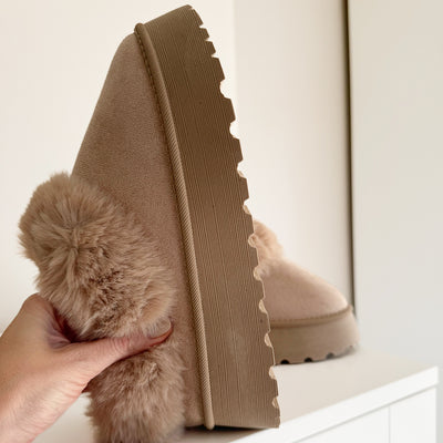 Nordic Fluffy Lined Platform Slippers