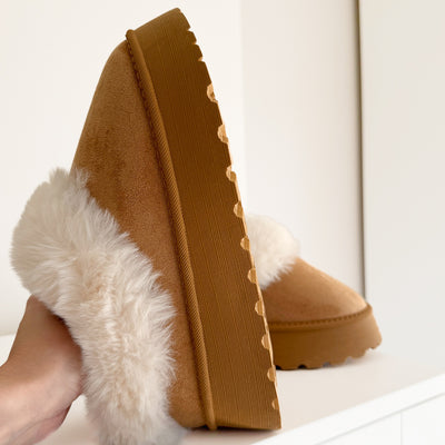 Nordic Fluffy Lined Platform Slippers