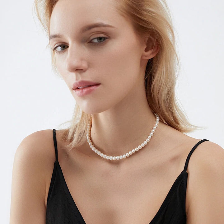 Lovely Pearl Necklace