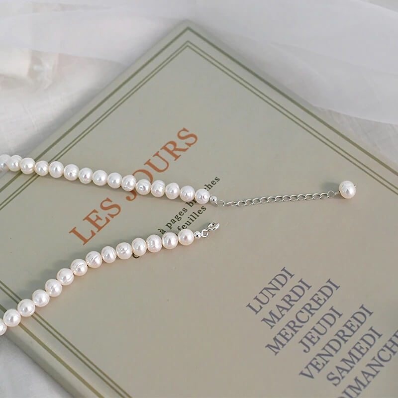 Lovely Pearl Necklace